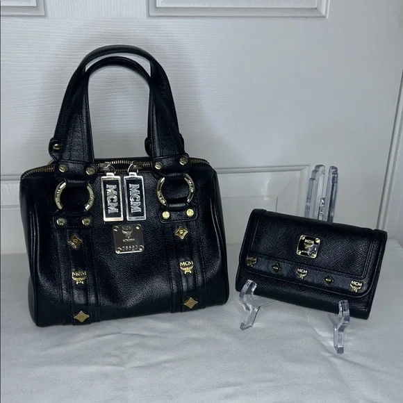 MCM Boston Mini Black Pebble Leather Bag, Matching Wallet Gold Hardware Vintage - Picture 17 of 17